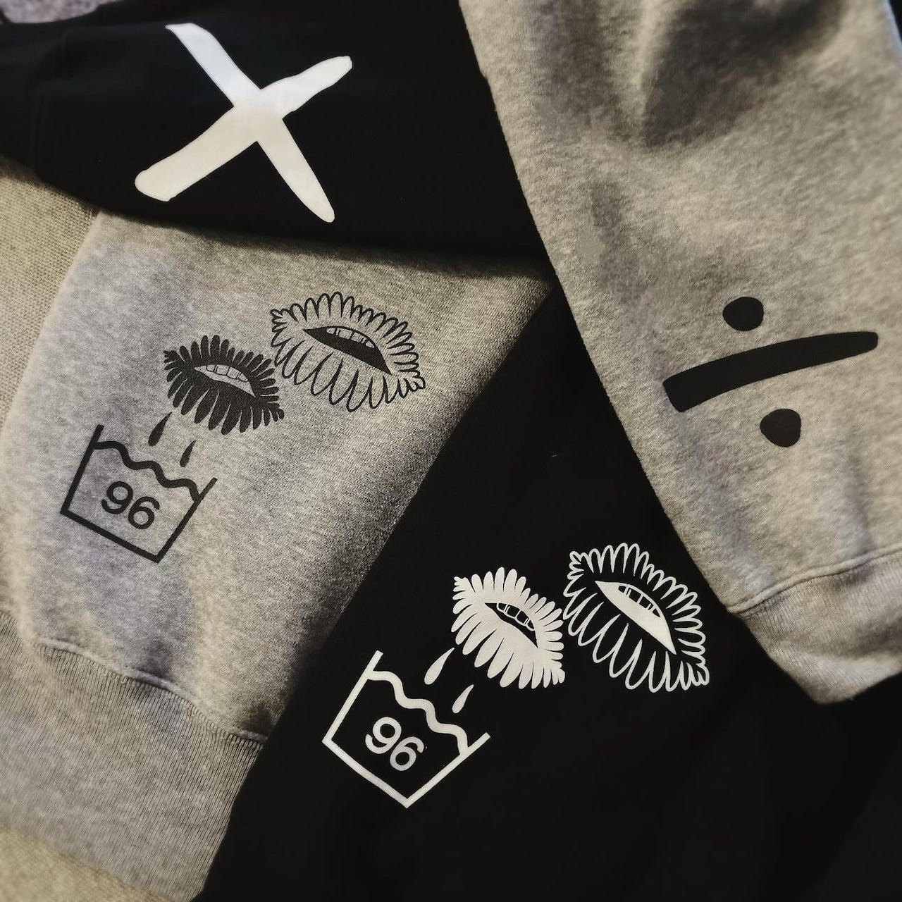 乗除パーカー | Multiplication hoodie