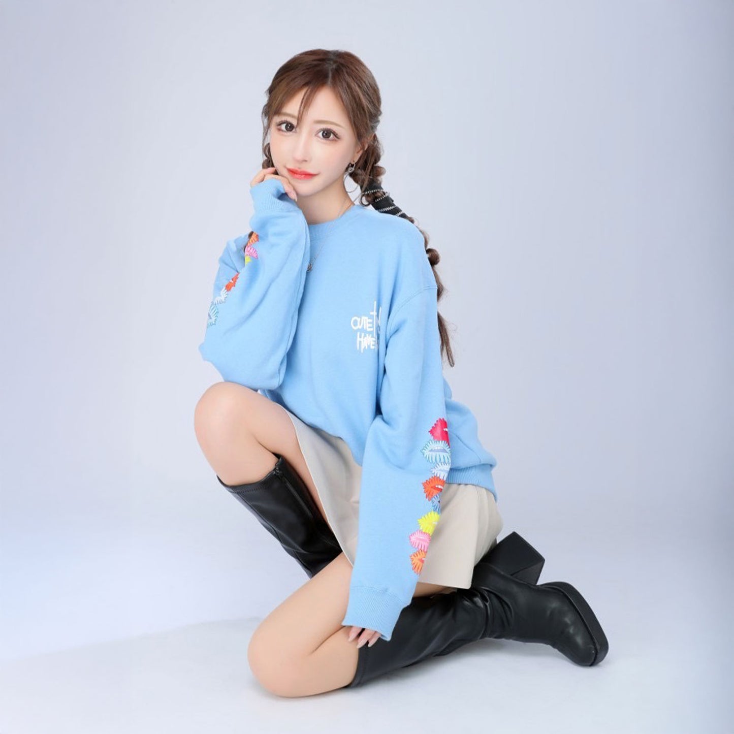 フラワーリップトレーナー | Flower Lip Sweatshirt