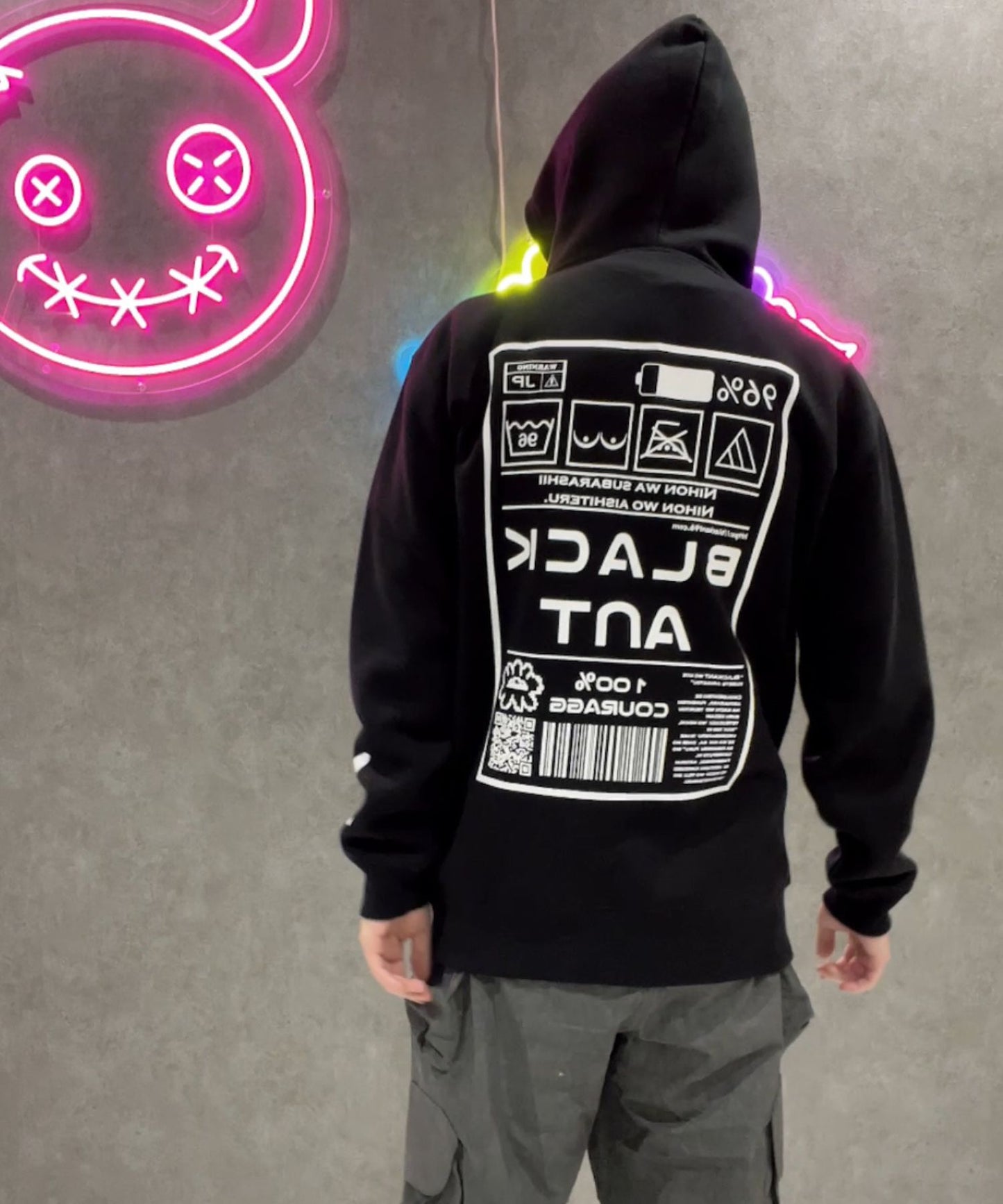 ラベルデザインパーカー / Label Print Hoodie