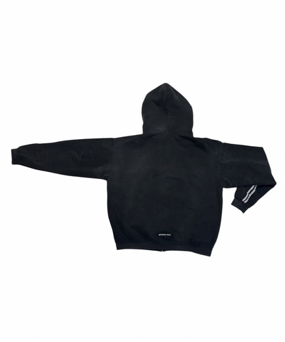 ストリートラインジップパーカー
/Street Line Zip Hoodie