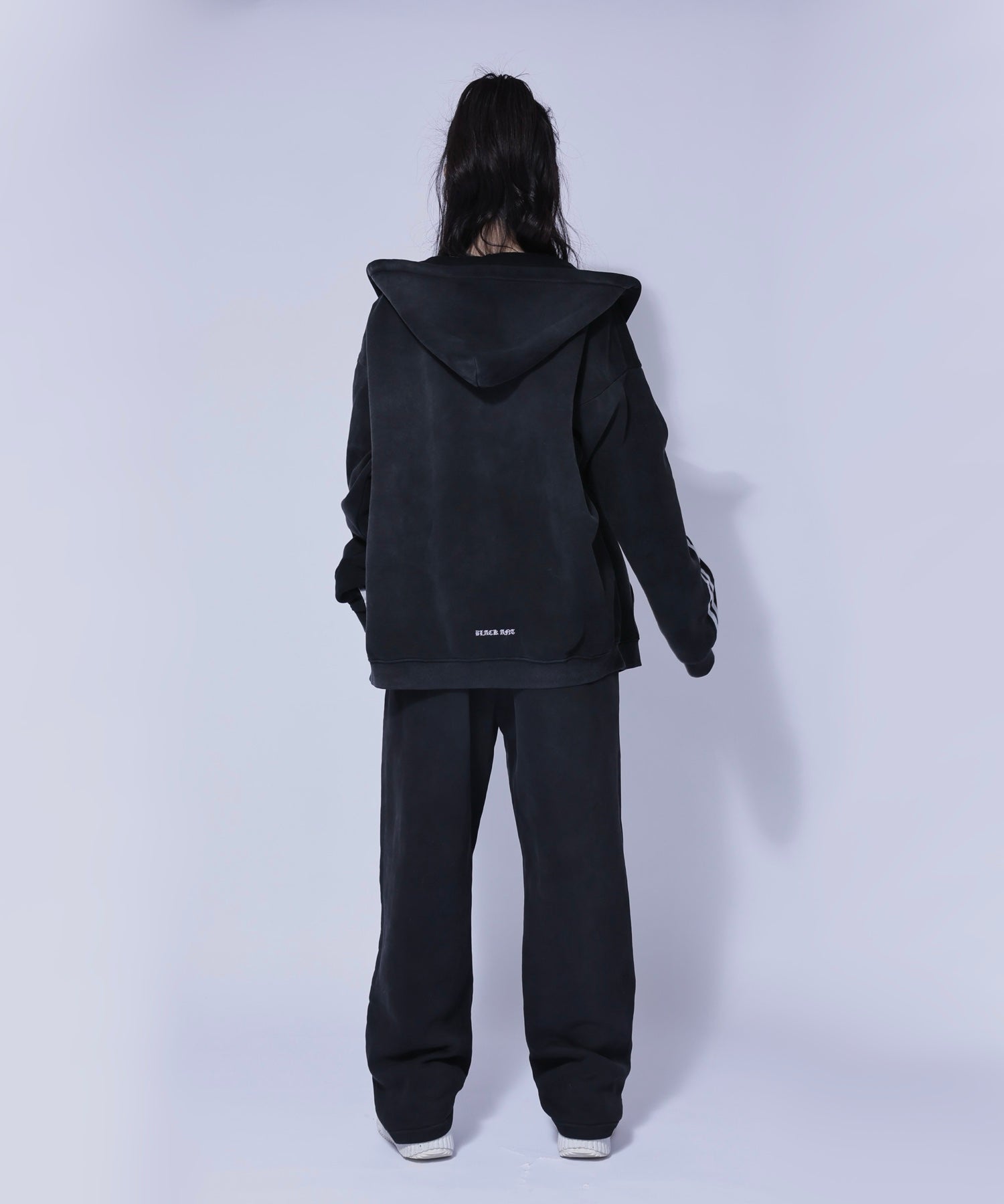 再販】ストリートラインジップパーカー /Street Line Zip Hoodie
