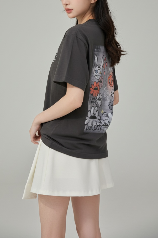 暗闇に咲くアートTシャツ / Art Blooming in Darkness T-Shirt