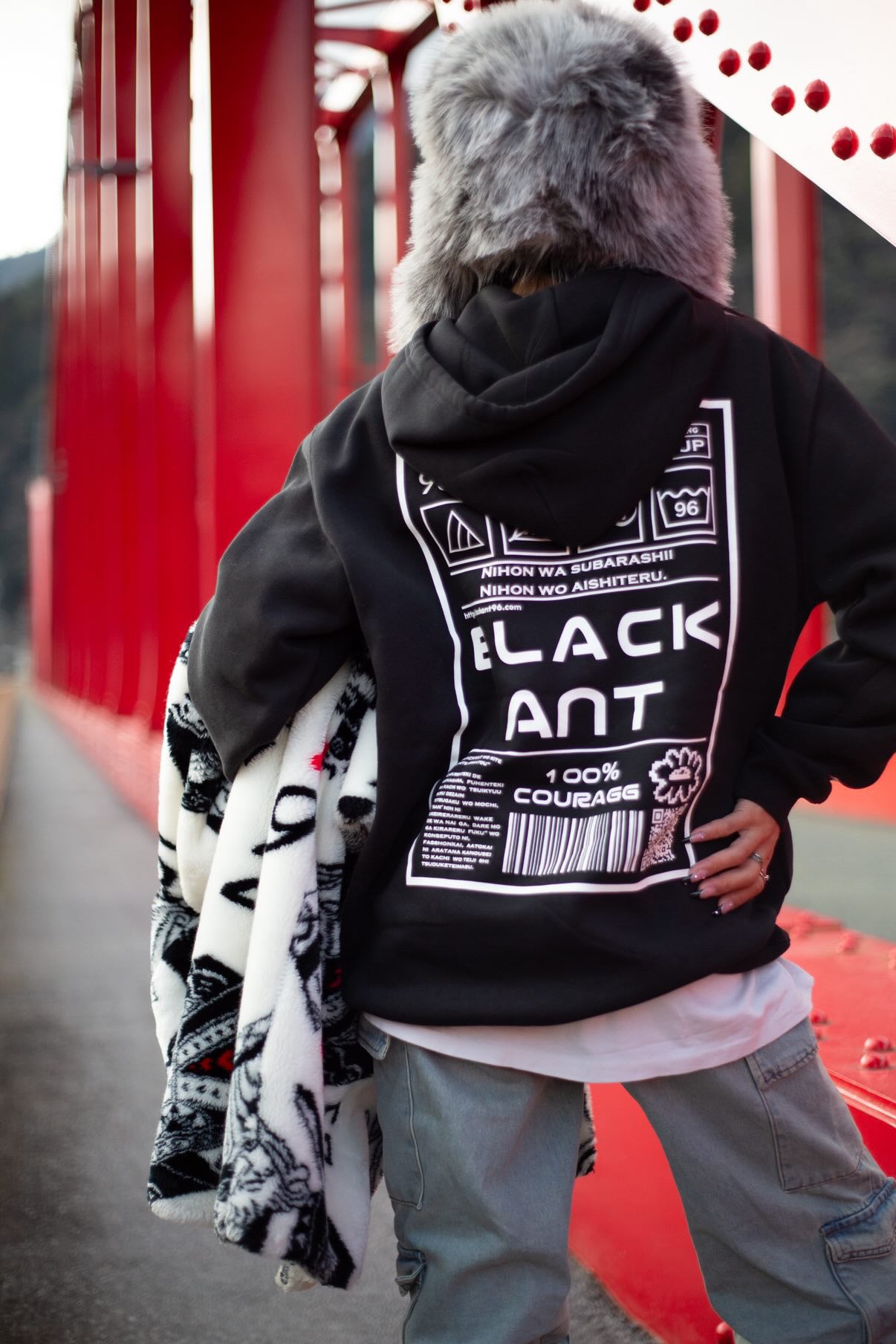 ラベルデザインパーカー / Label Print Hoodie – BLACKANT