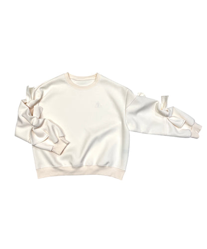 リボンボリュームスウェット
/Ribbon Volume Sweatshirt