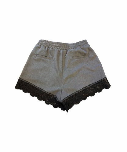 レースヘムショートパンツ / Lace Hem Shorts