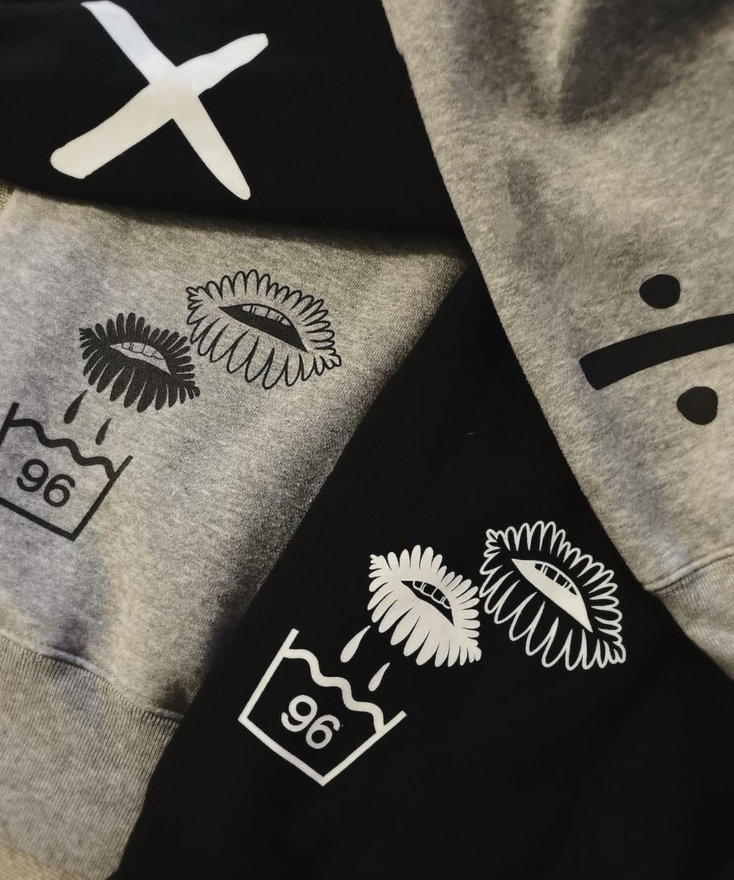 乗除パーカー | Multiplication hoodie
